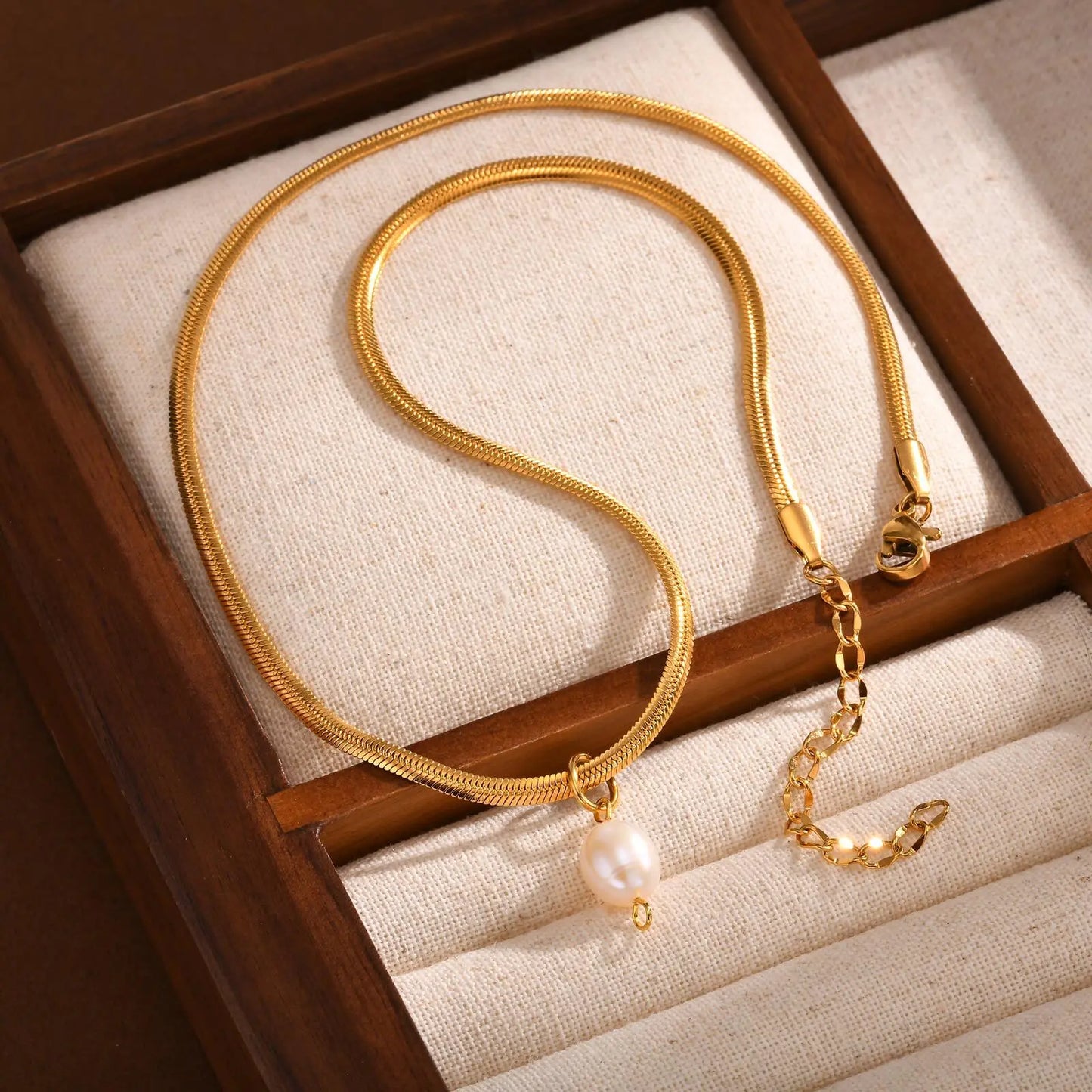 Pearl Pendant Necklace 18k Gold Plated